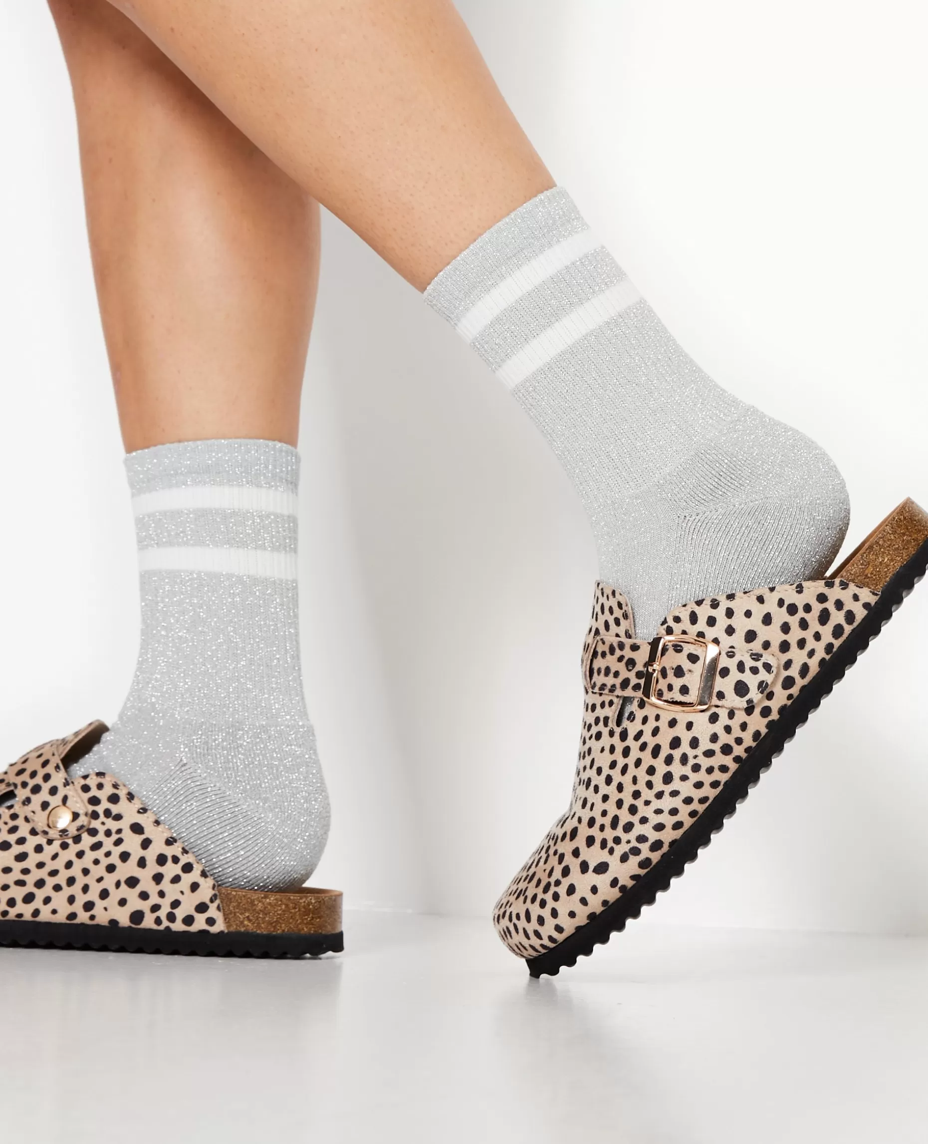 Shop Pimkie Chaussettes Sport Avec Lurex - argenté