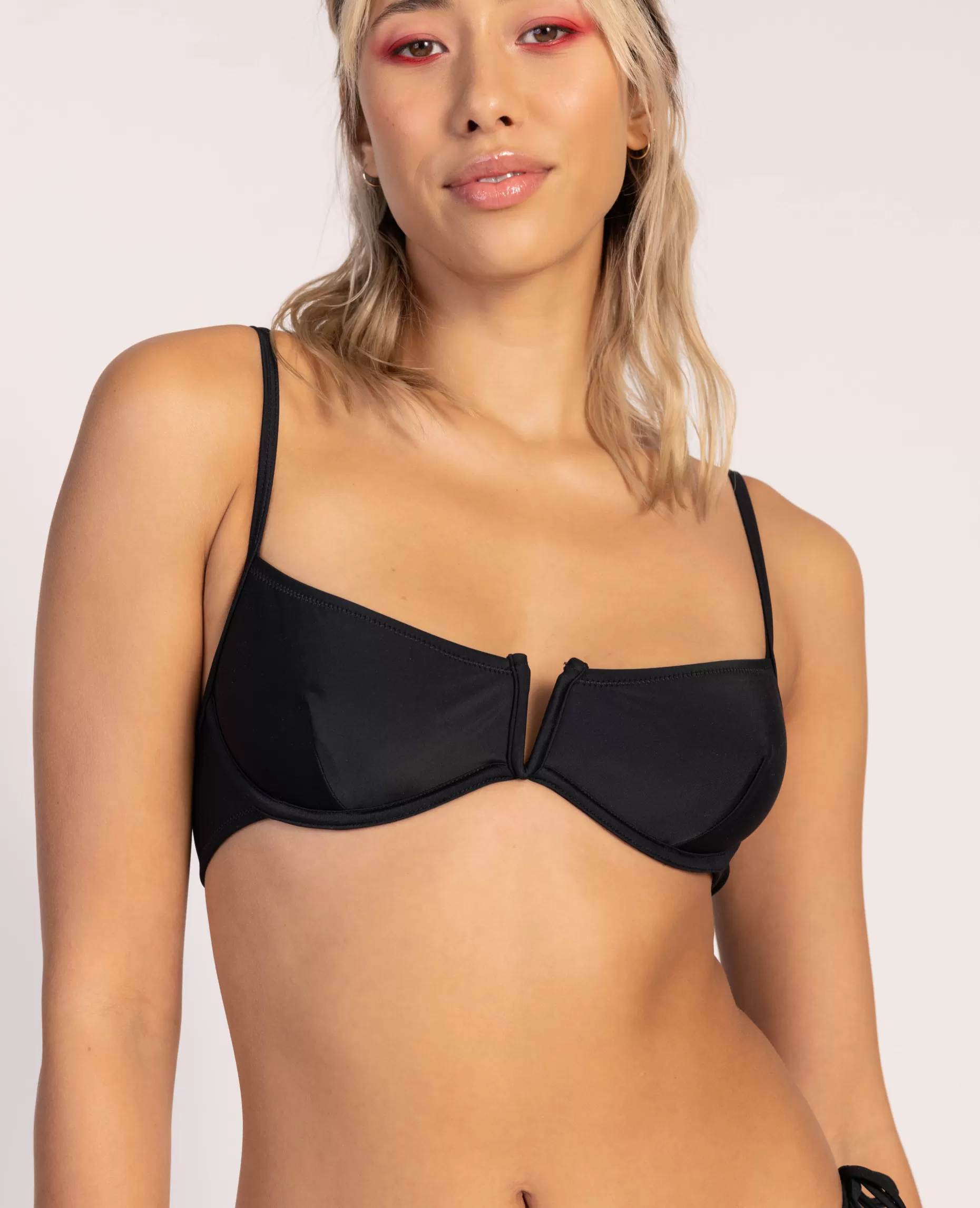 Shop Pimkie Haut De Maillot Corbeille - noir