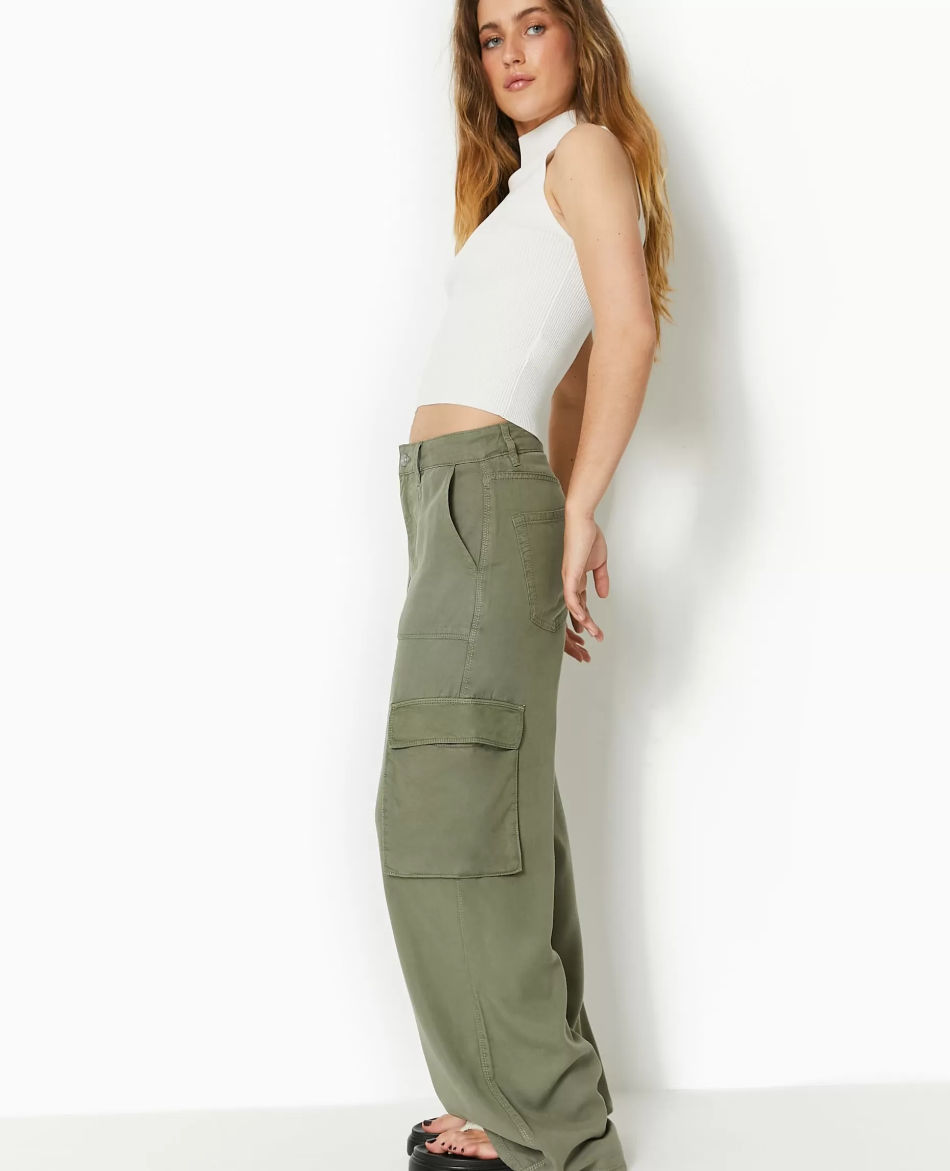 Clearance Pimkie Pantalon Cargo En Tissu Fluide Tencel - vert kaki