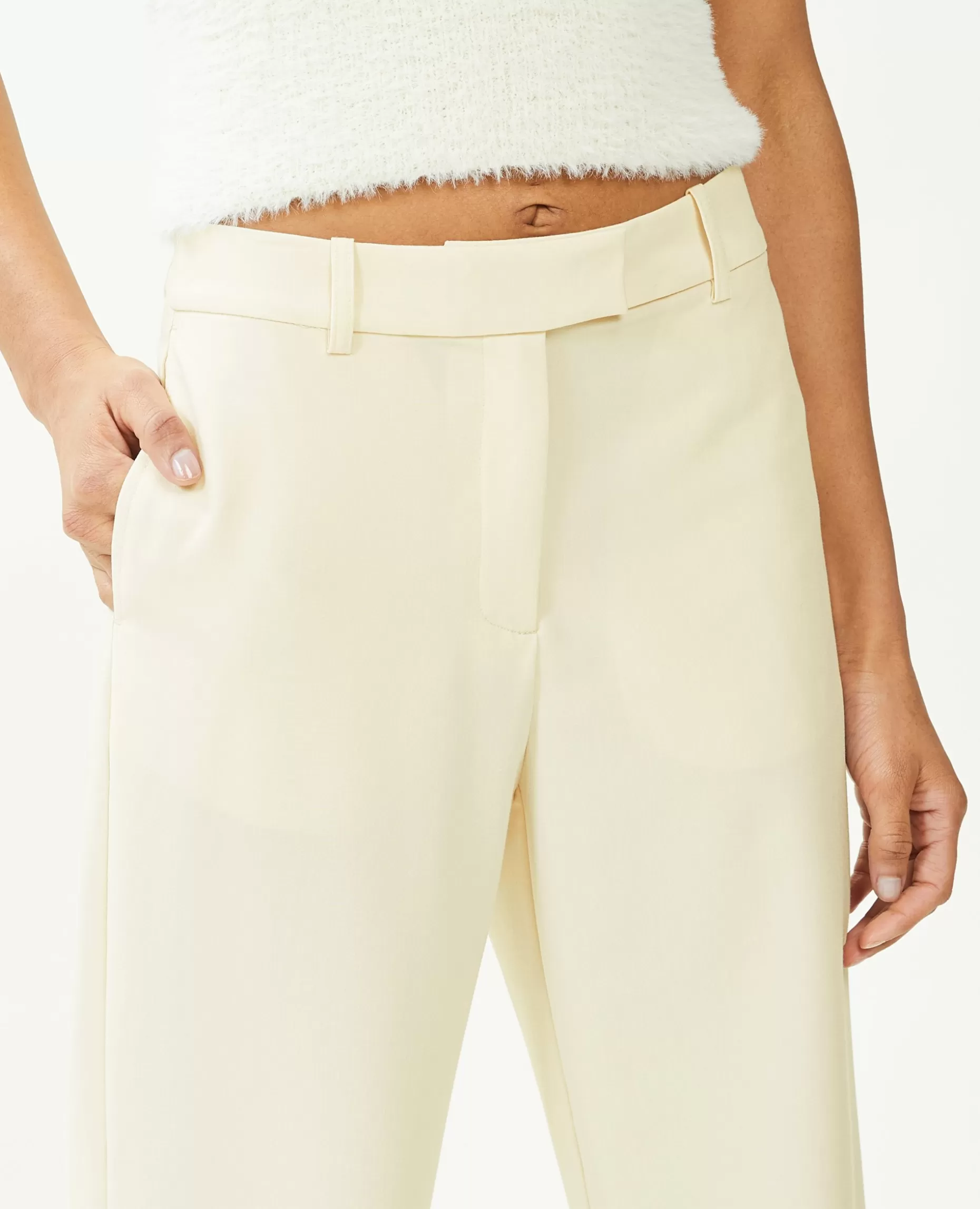 Shop Pimkie Pantalon De Costume Droit - beige