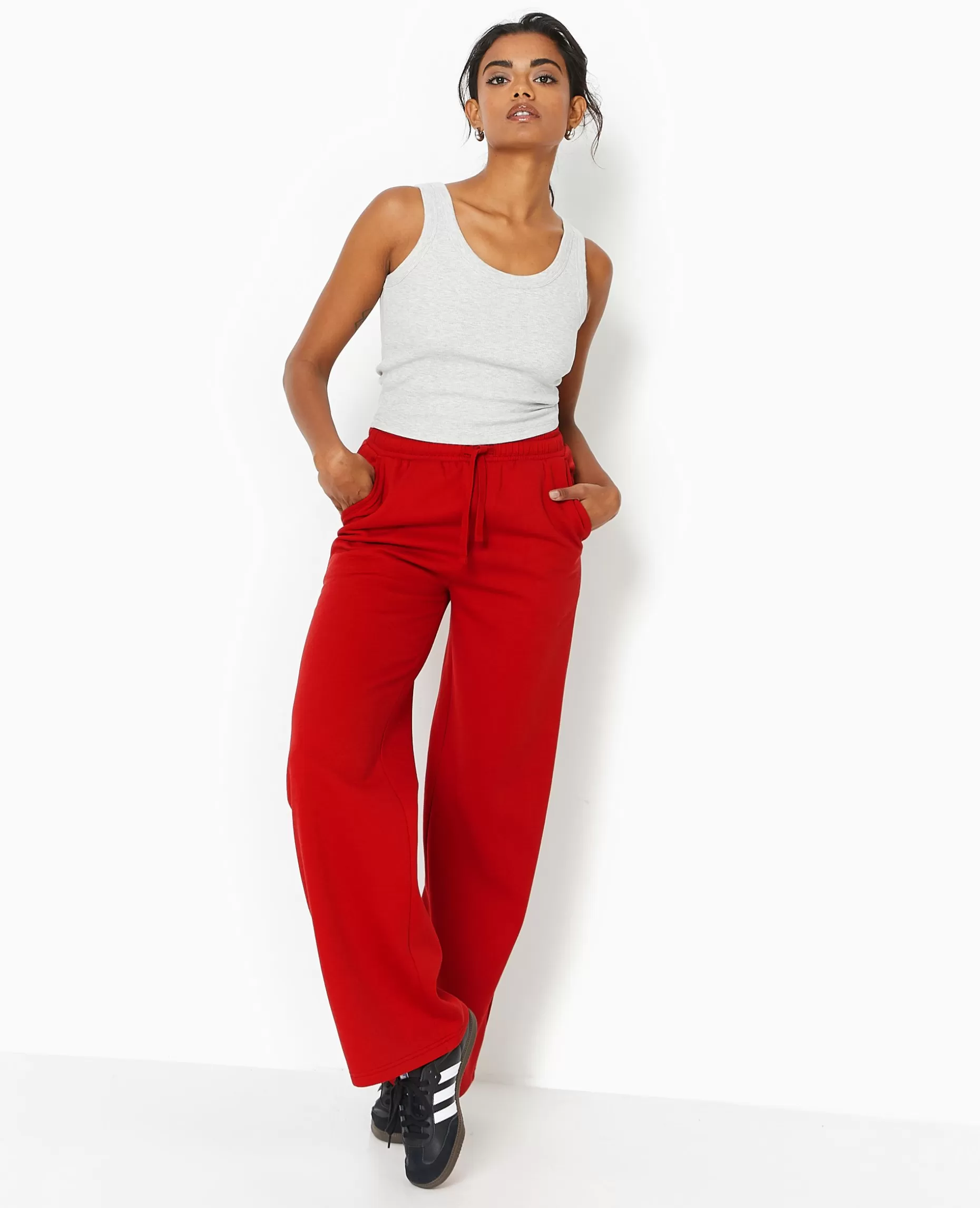 Shop Pimkie Pantalon De Jogging Droit En Molleton - rouge