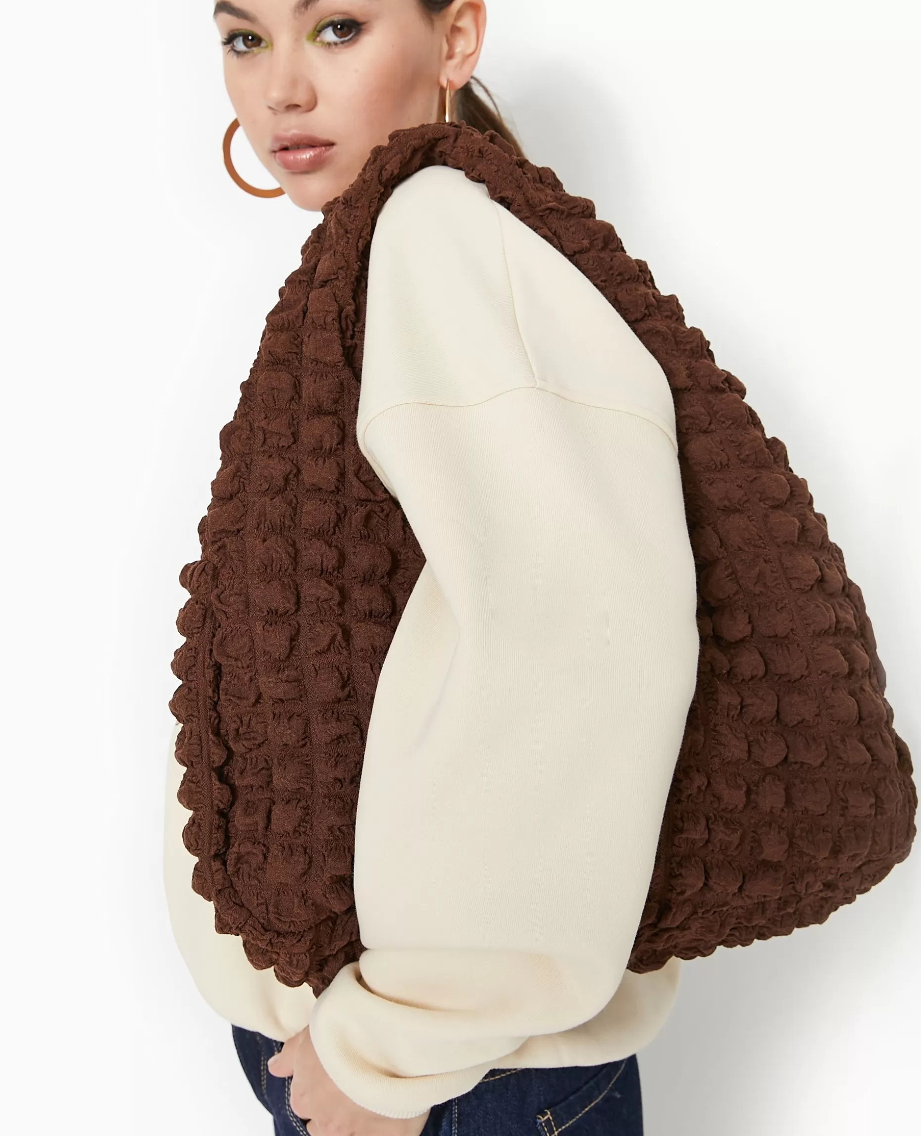 Sale Pimkie Sac Forme Lune En Tissu Reliéfé - marron